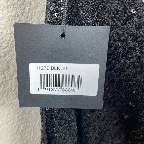 Ieena Mac Duggal 11279 High Slit Halter Neckline Dress Black Sequin Plus Size 20 - Picture 9 of 15